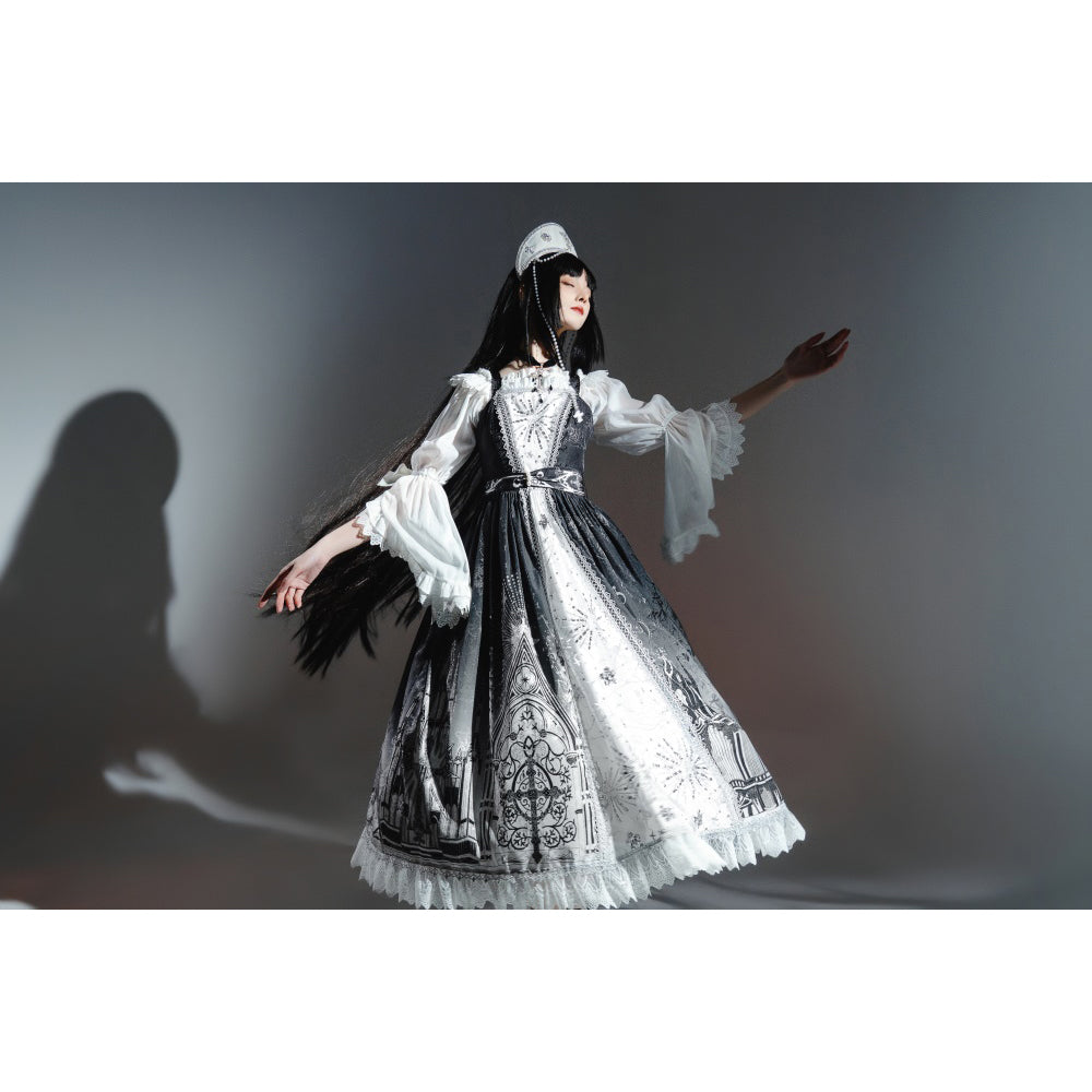 月夜の修道女の刺繍ジャンパースカート