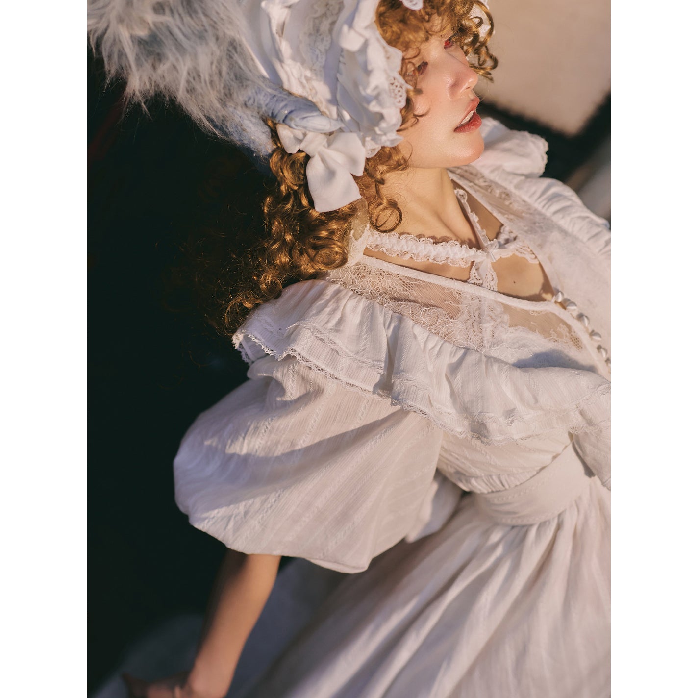 Classical dress for royalty and aristocratic ladies